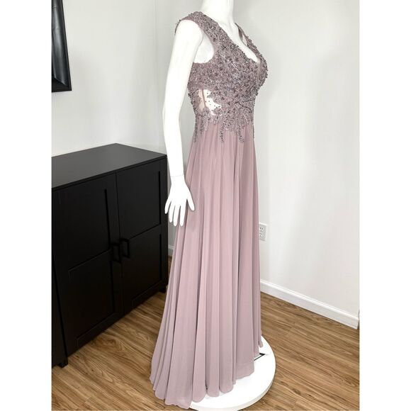 NWT Mac Duggal 20264 Applique Cap Sleeve Bodice Flowy Sequin Gown Lilac Size 6 - Picture 8 of 14